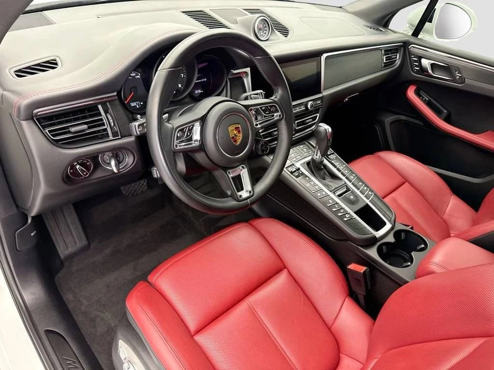 2021 Porsche Macan GTS - Image 4 of 5