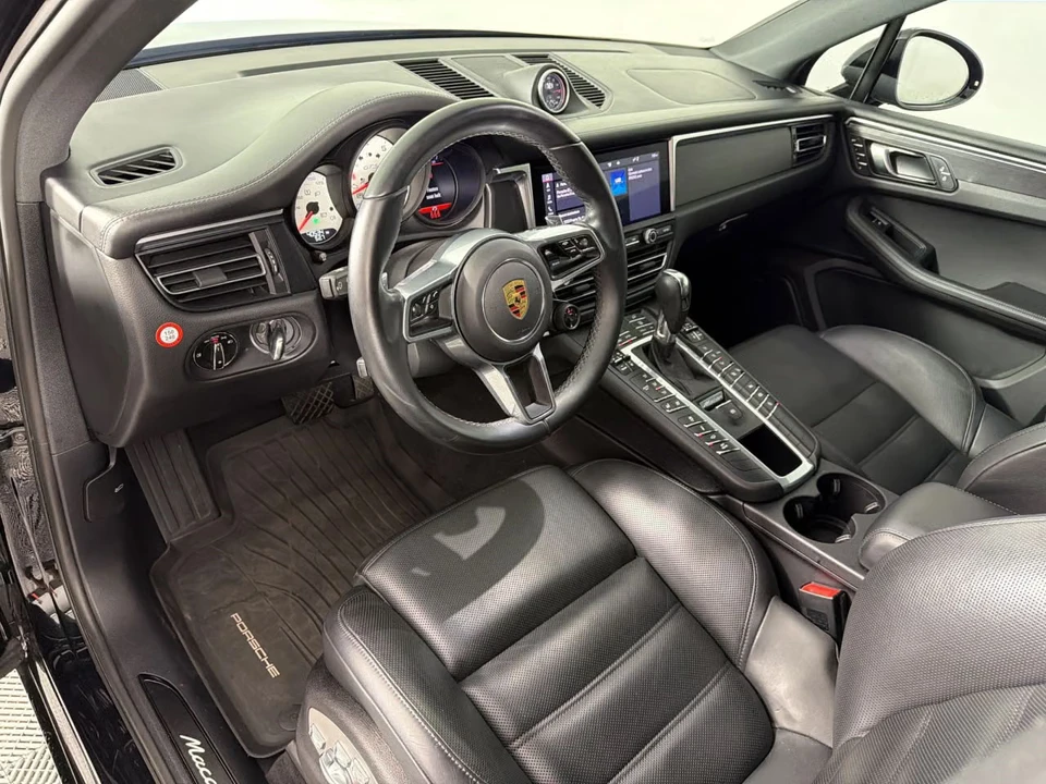 2021 Porsche Macan GTS - Image 28 of 31
