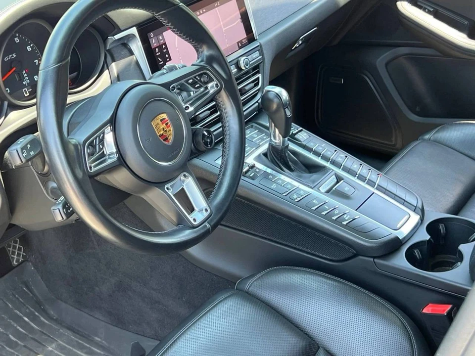 2021 Porsche Macan GTS - Image 4 of 5