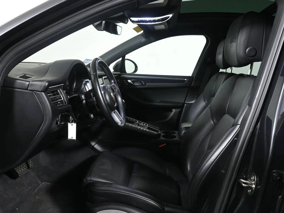 2021 Porsche Macan GTS - Image 5 of 5