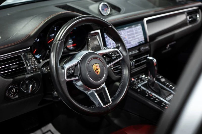 2021 Porsche Macan GTS - Image 16 of 26