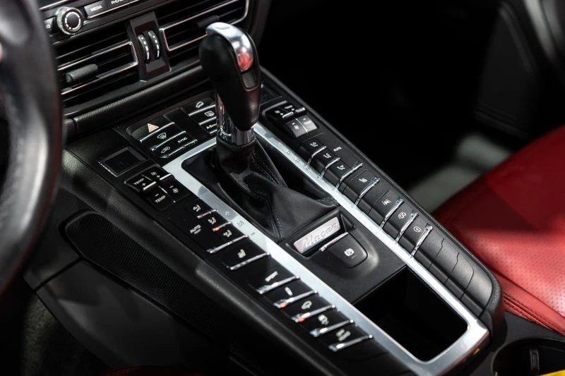 2021 Porsche Macan GTS - Image 17 of 26
