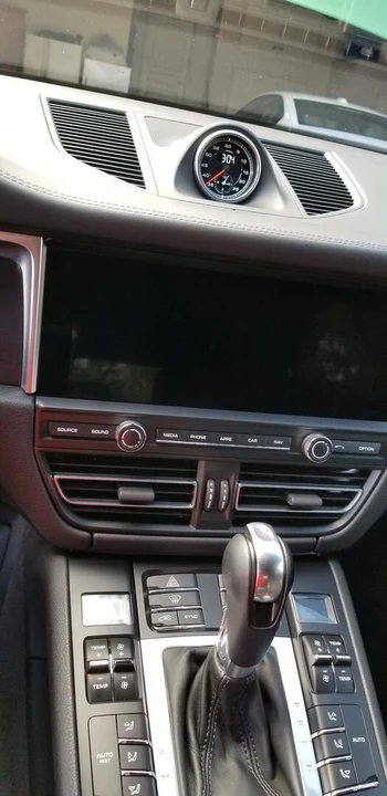 2021 Porsche Macan GTS - Image 12 of 24
