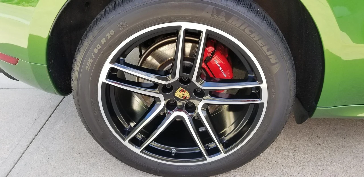 2021 Porsche Macan GTS - Image 18 of 24
