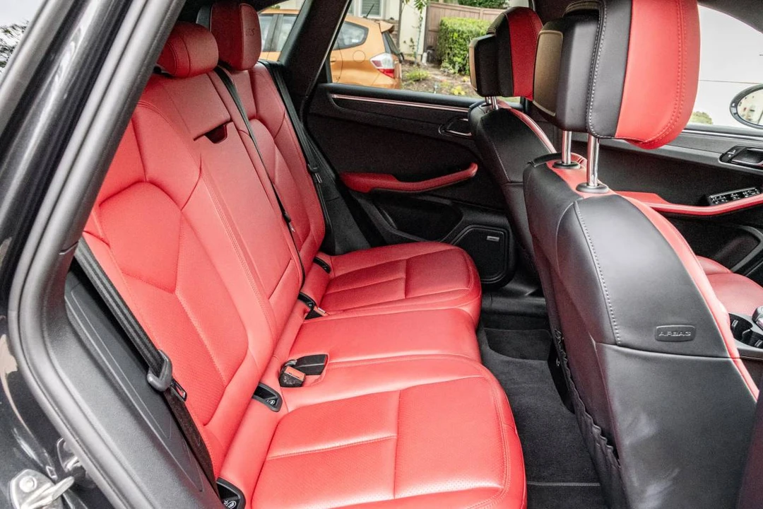 2021 Porsche Macan GTS - Image 6 of 11