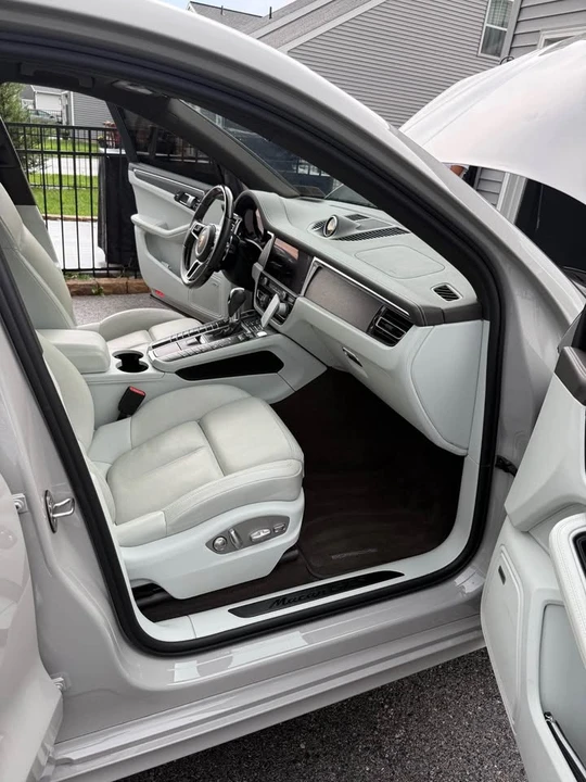 2021 Porsche Macan GTS - Image 11 of 19