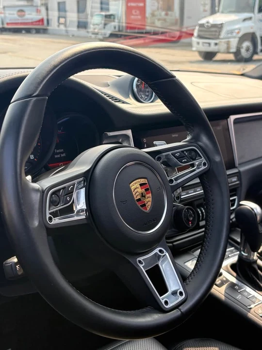 2021 Porsche Macan GTS - Image 9 of 11