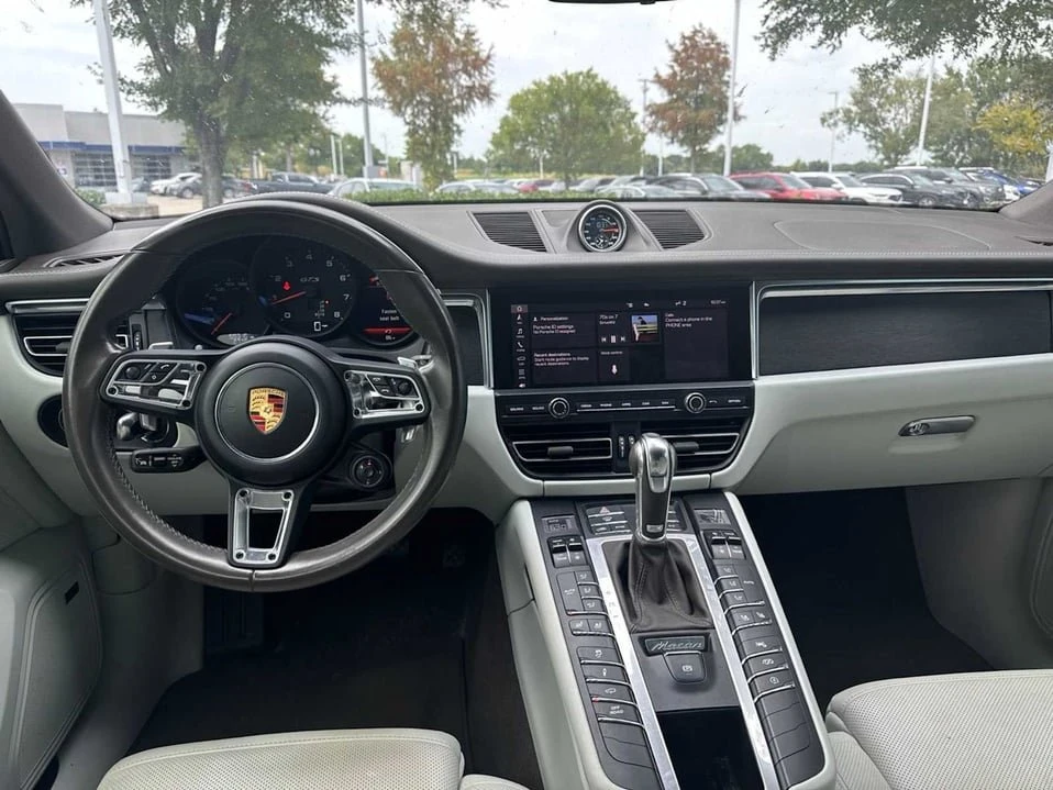 2021 Porsche Macan GTS - Image 8 of 10