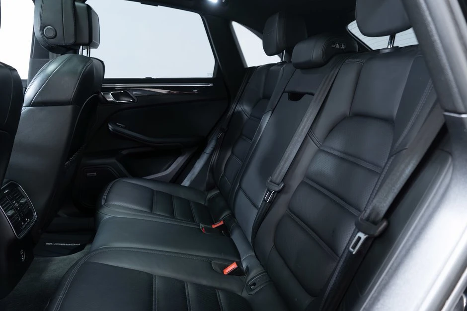 2021 Porsche Macan GTS - Image 11 of 17