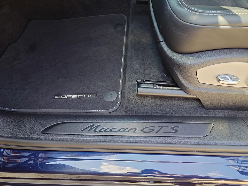 2021 Porsche Macan GTS - Image 11 of 22