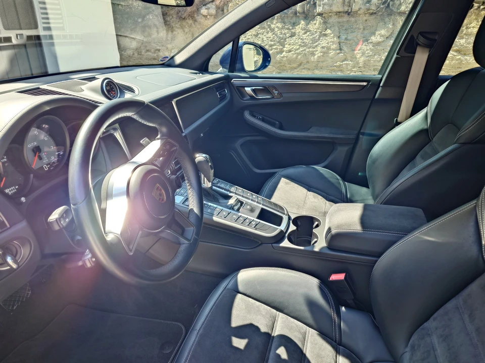 2021 Porsche Macan GTS - Image 14 of 22