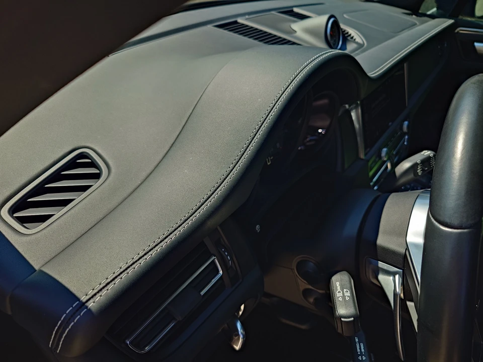2021 Porsche Macan GTS - Image 15 of 22