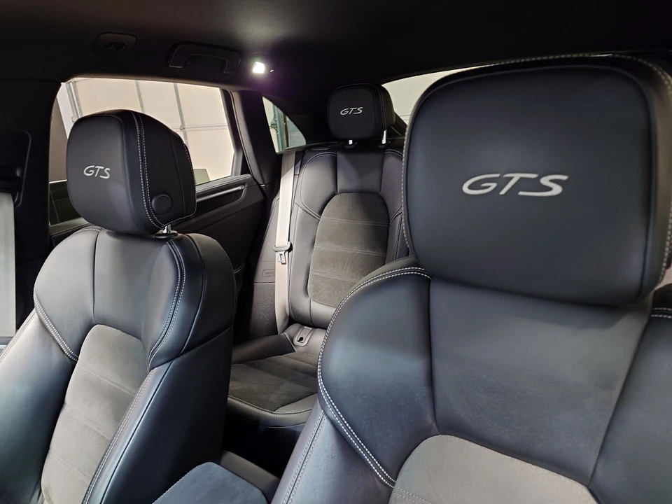 2021 Porsche Macan GTS - Image 17 of 22
