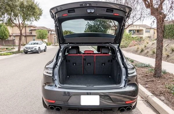 2021 Porsche Macan GTS - Image 2 of 5