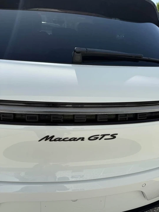 2021 Porsche Macan GTS - Image 8 of 16