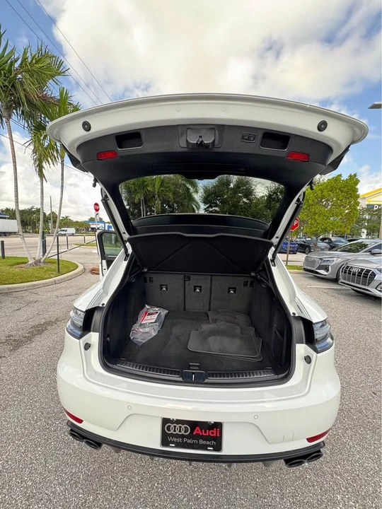 2021 Porsche Macan GTS - Image 13 of 15