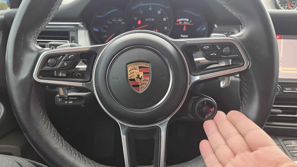 2021 Porsche Macan GTS - Image 15 of 19