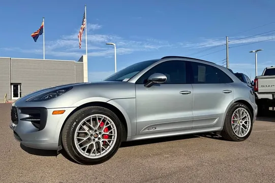2021 Porsche Macan GTS Sport Utility 4D