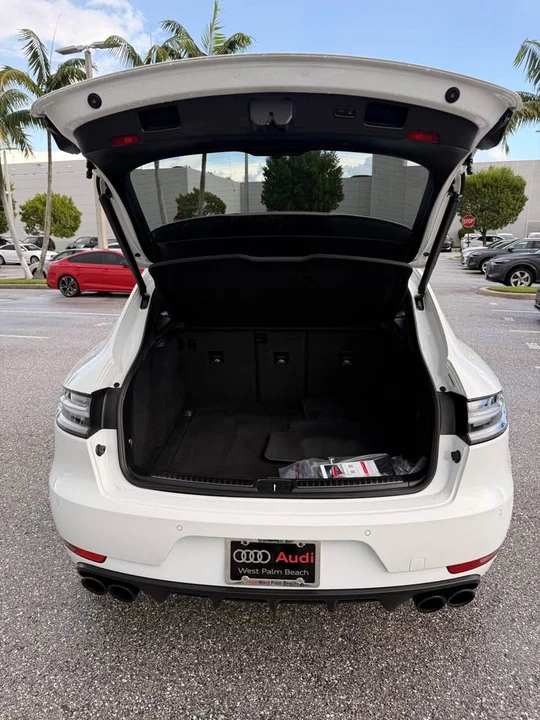 2021 Porsche Macan GTS - Image 13 of 16