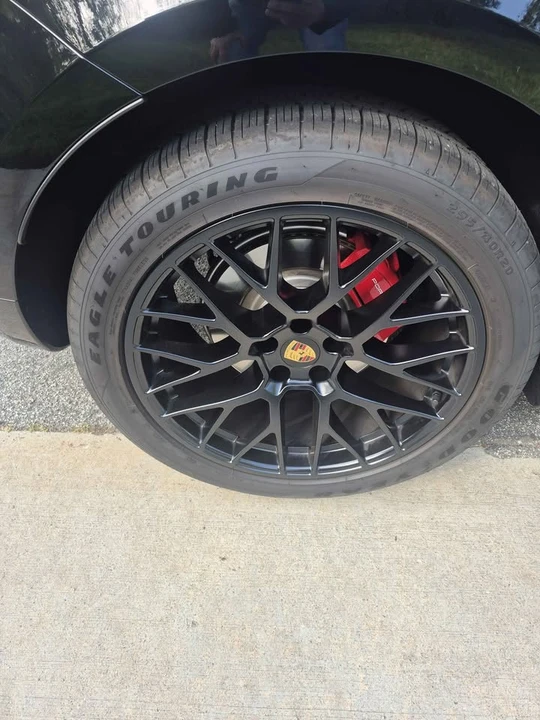2021 Porsche Macan GTS - Image 11 of 17