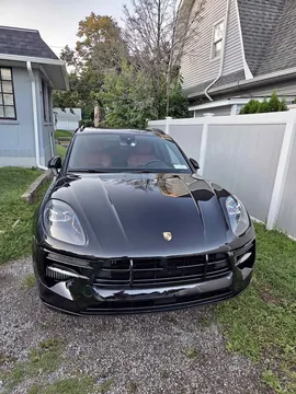 2021 Porsche Macan GTS Sport Utility 4D