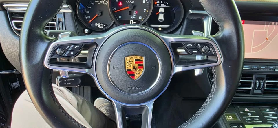 2021 Porsche Macan GTS - Image 8 of 20