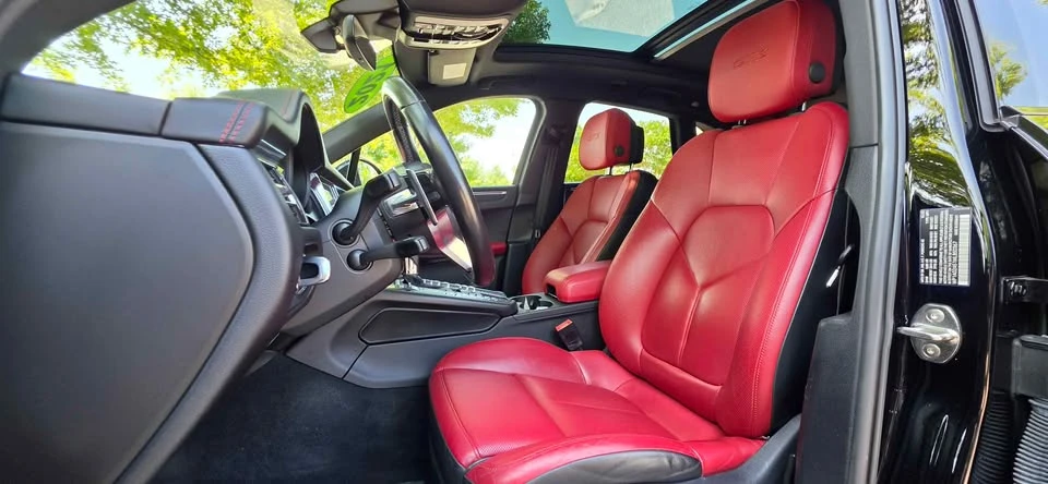 2021 Porsche Macan GTS - Image 10 of 20