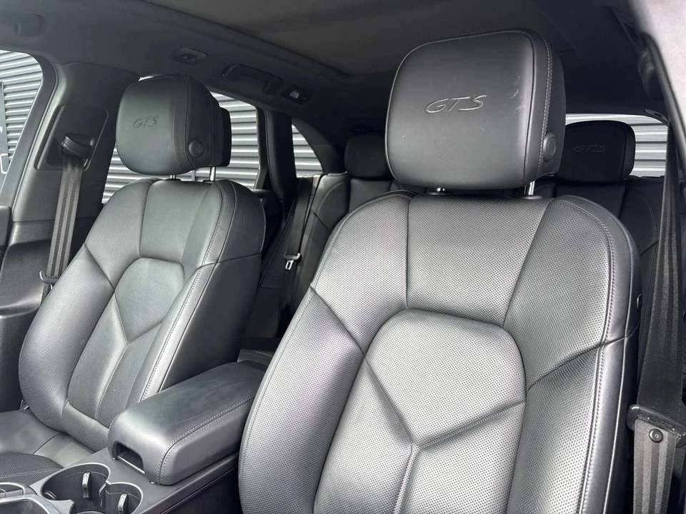 2021 Porsche Macan GTS - Image 5 of 5