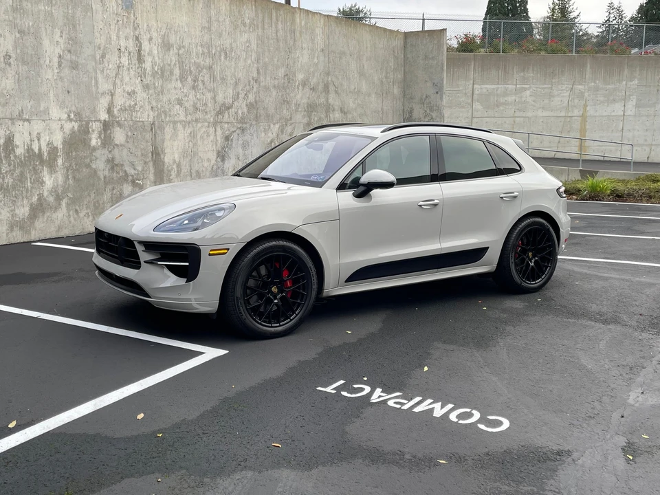 2021 Porsche Macan GTS - Image 2 of 17