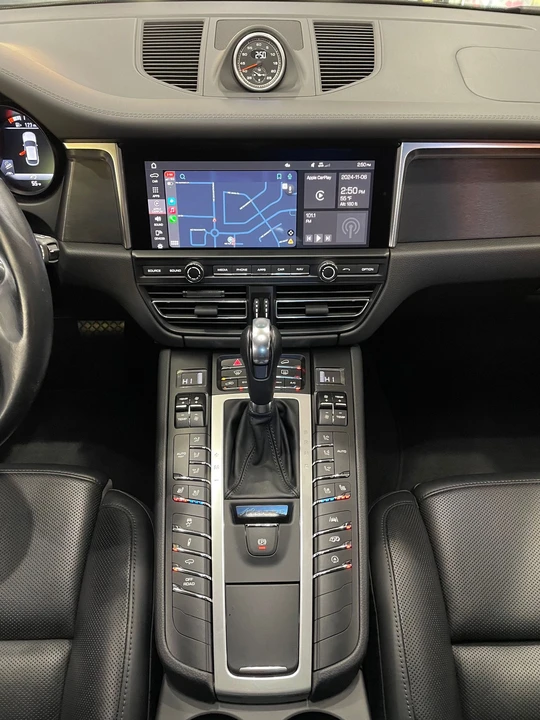2021 Porsche Macan GTS - Image 11 of 17