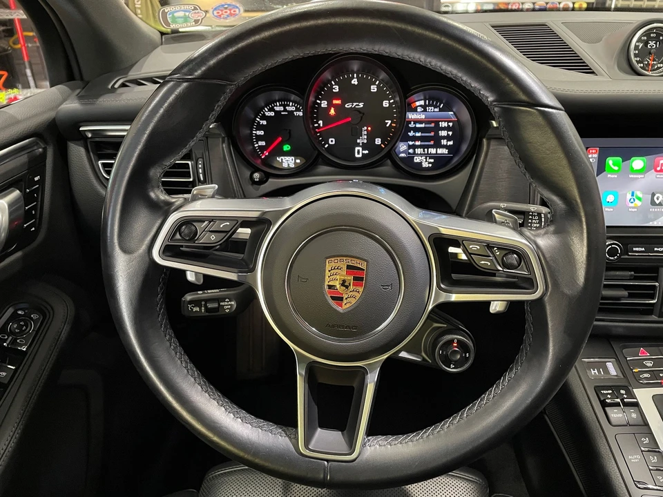2021 Porsche Macan GTS - Image 14 of 17