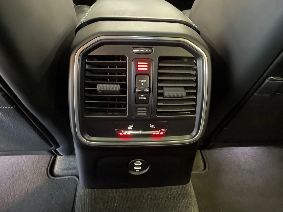2021 Porsche Macan GTS - Image 15 of 17