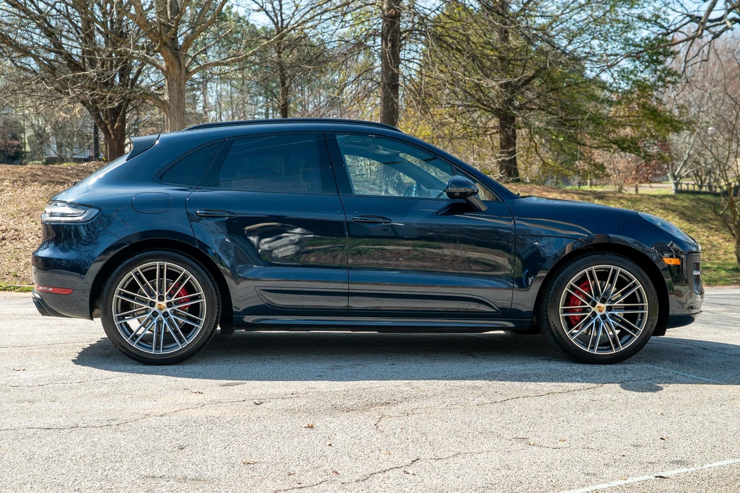 2021 Porsche Macan GTS - Image 9 of 31