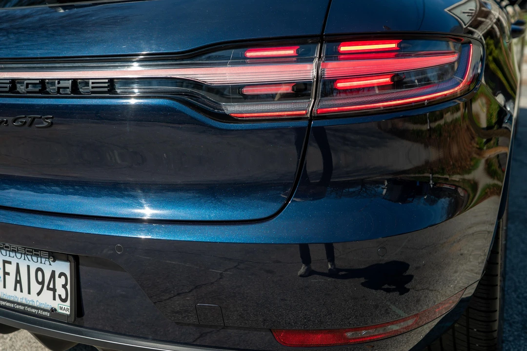 2021 Porsche Macan GTS - Image 25 of 31