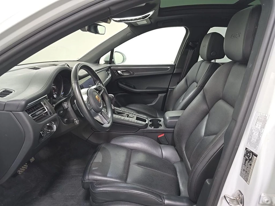 2021 Porsche Macan GTS - Image 3 of 7