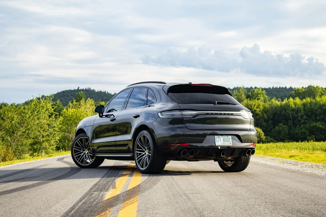2021 Porsche Macan GTS - Image 7 of 31