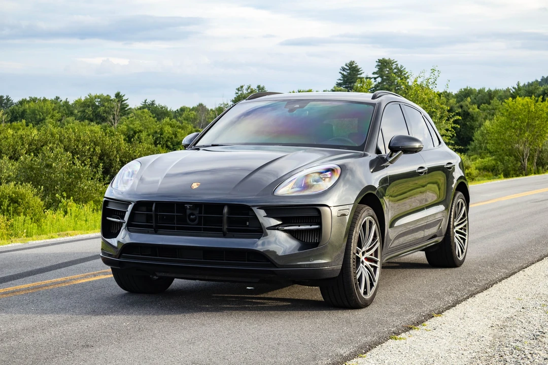 2021 Porsche Macan GTS - Image 2 of 31