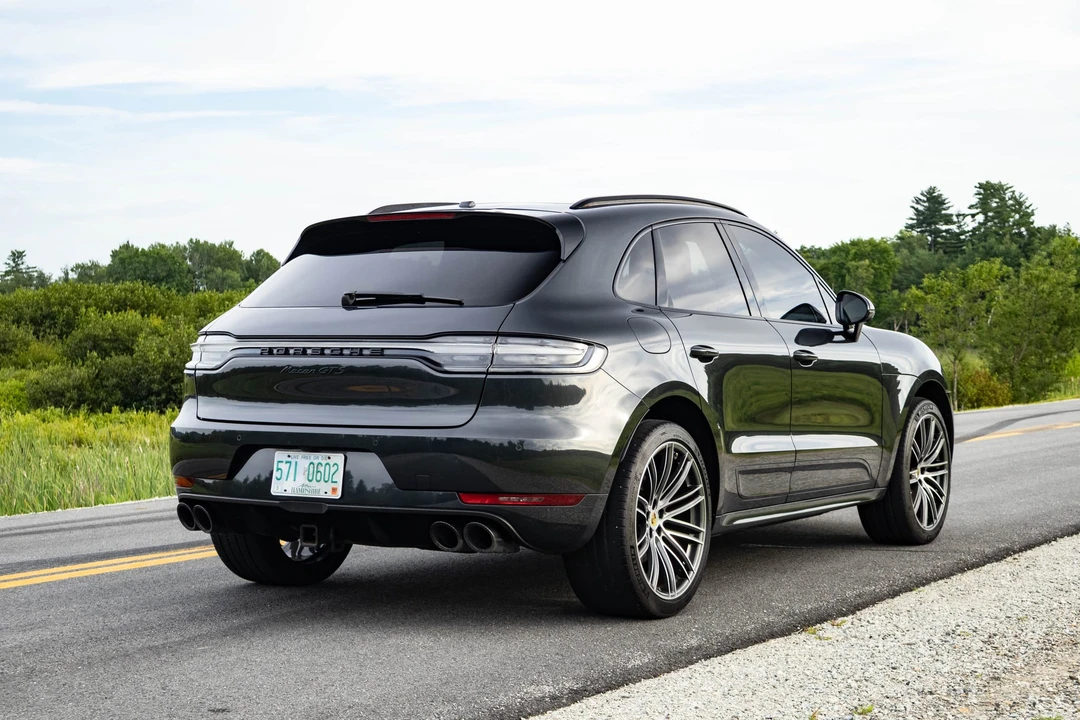 2021 Porsche Macan GTS - Image 10 of 31