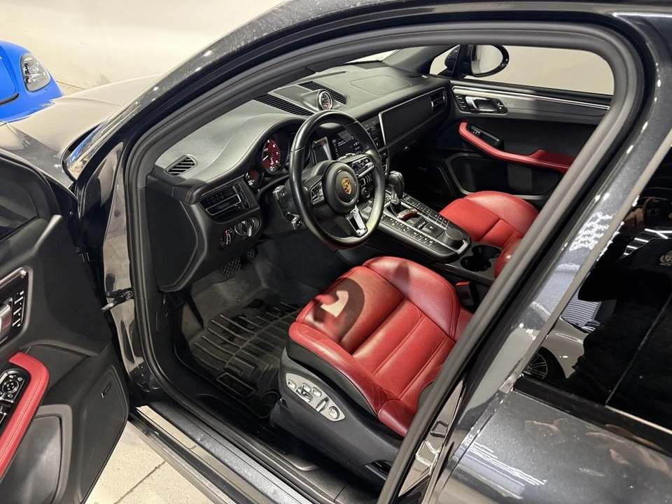 2021 Porsche Macan GTS - Image 3 of 4