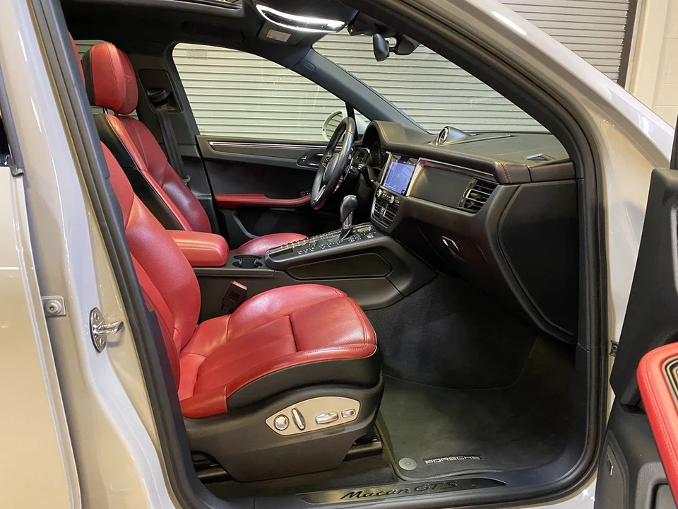 2021 Porsche Macan GTS - Image 23 of 31