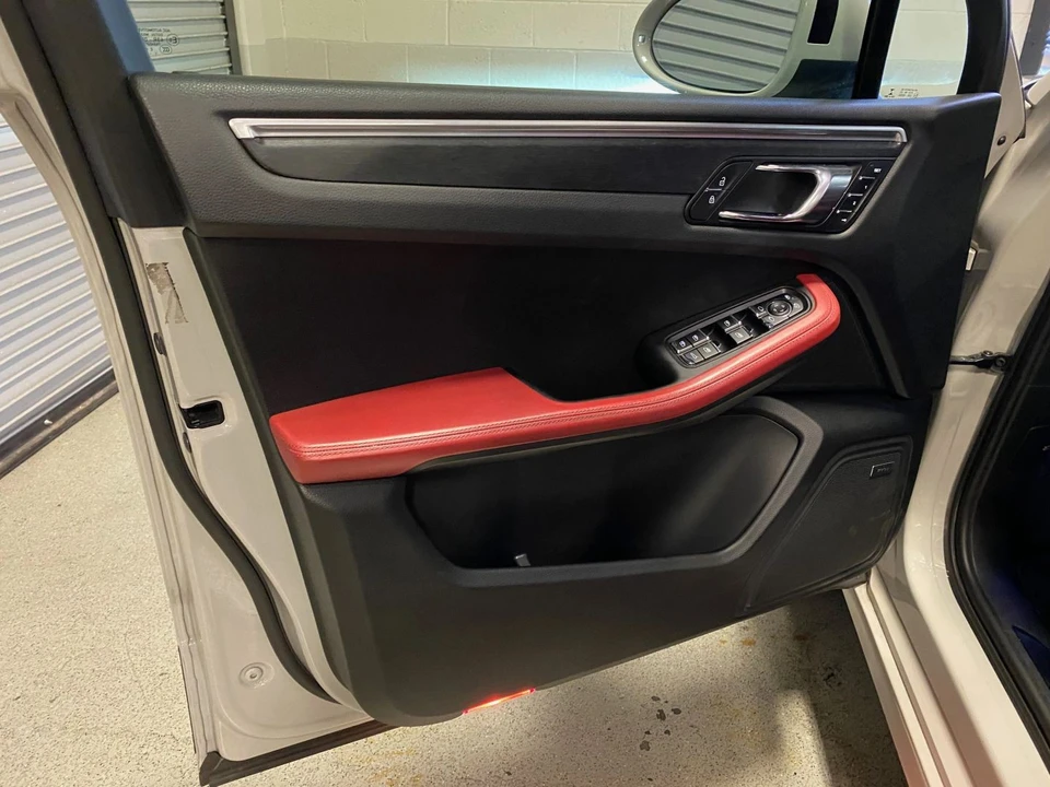 2021 Porsche Macan GTS - Image 18 of 31