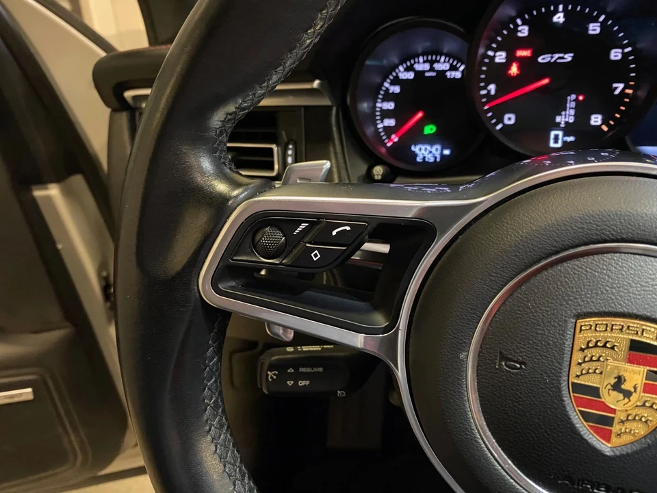 2021 Porsche Macan GTS - Image 27 of 31