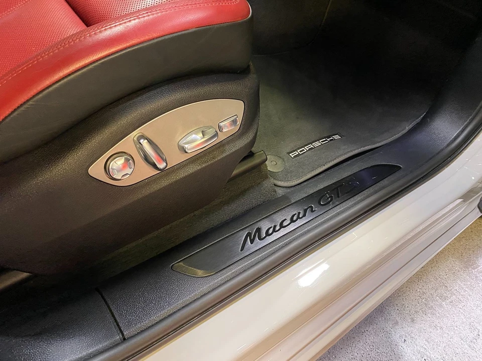 2021 Porsche Macan GTS - Image 25 of 31