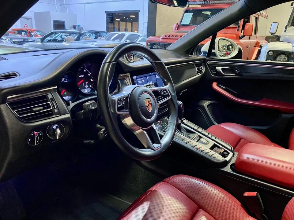 2021 Porsche Macan GTS - Image 17 of 21