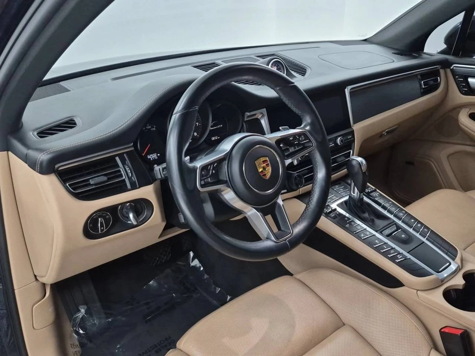 2021 Porsche Macan GTS - Image 4 of 5