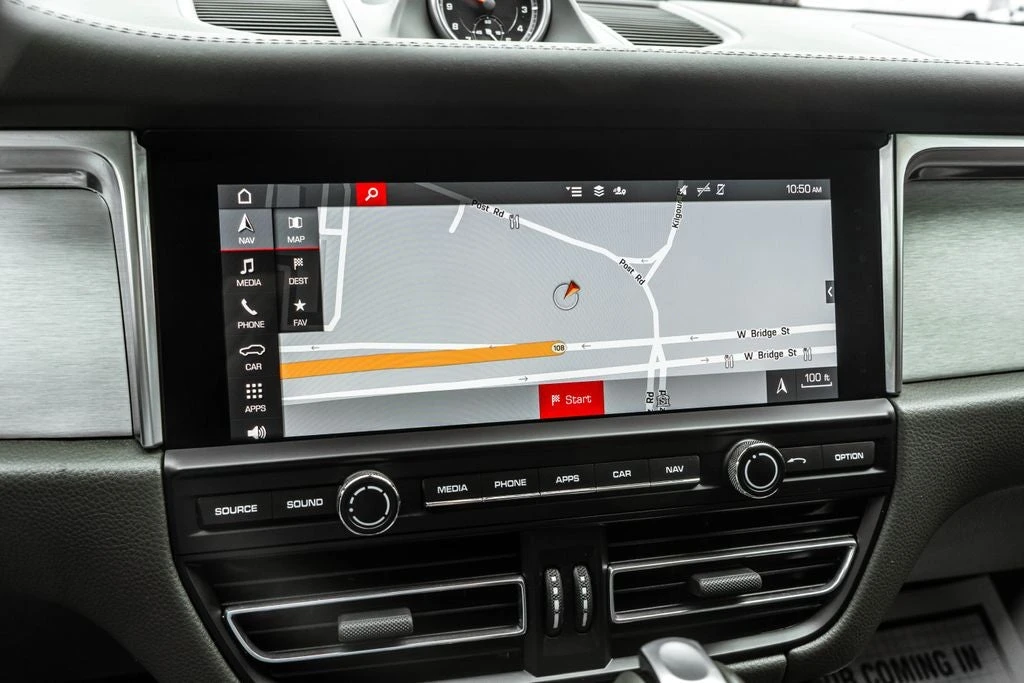 2021 Porsche Macan GTS - Image 10 of 31