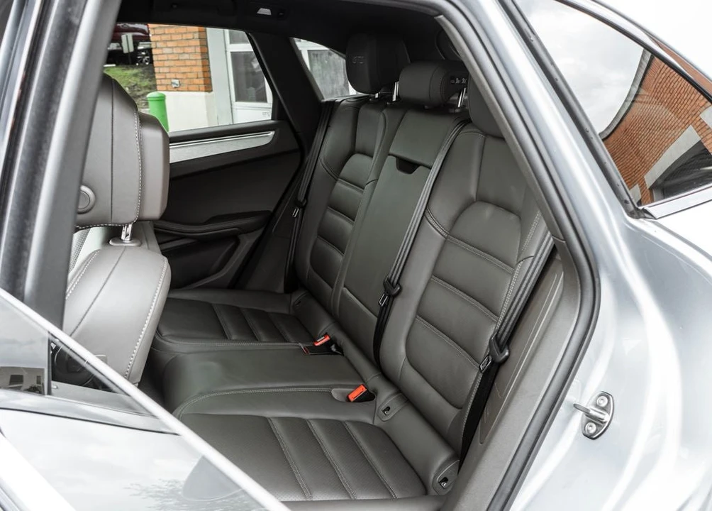 2021 Porsche Macan GTS - Image 28 of 31