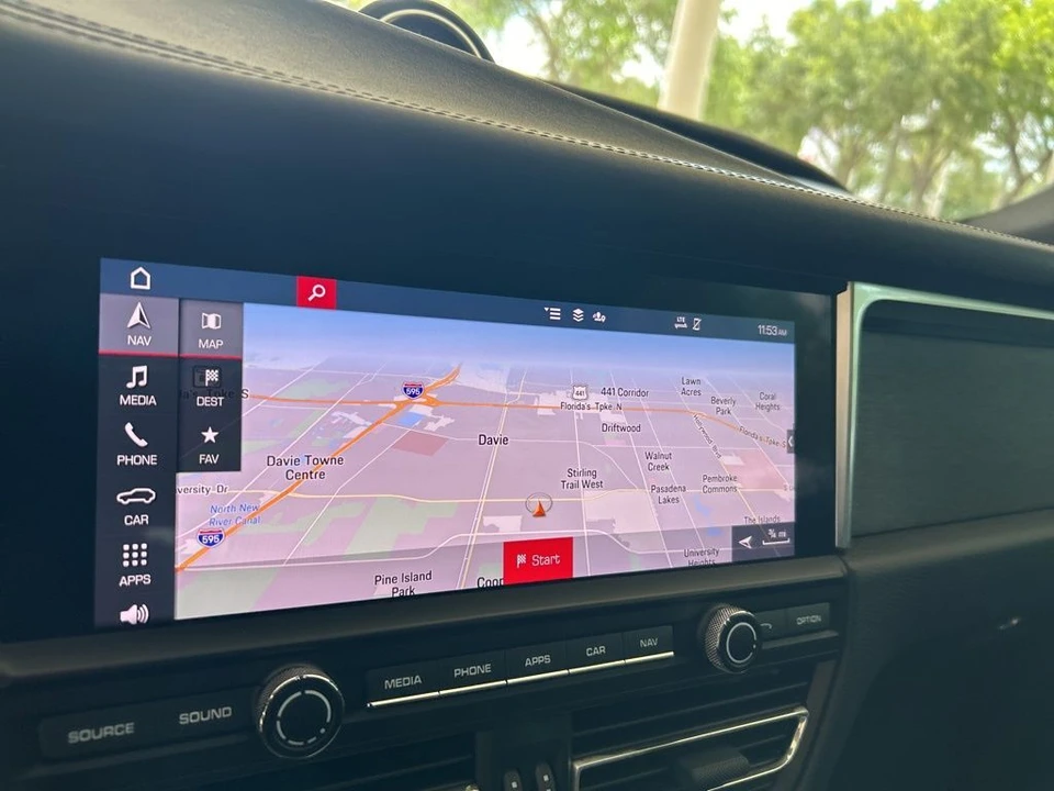2021 Porsche Macan GTS - Image 10 of 12
