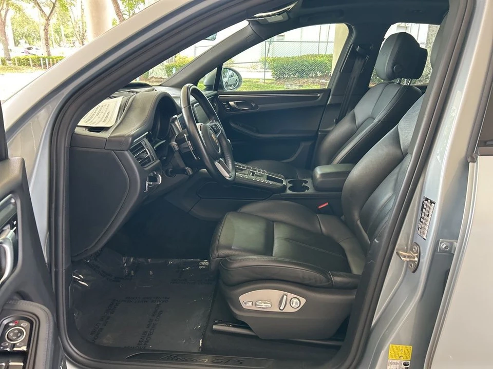 2021 Porsche Macan GTS - Image 5 of 12