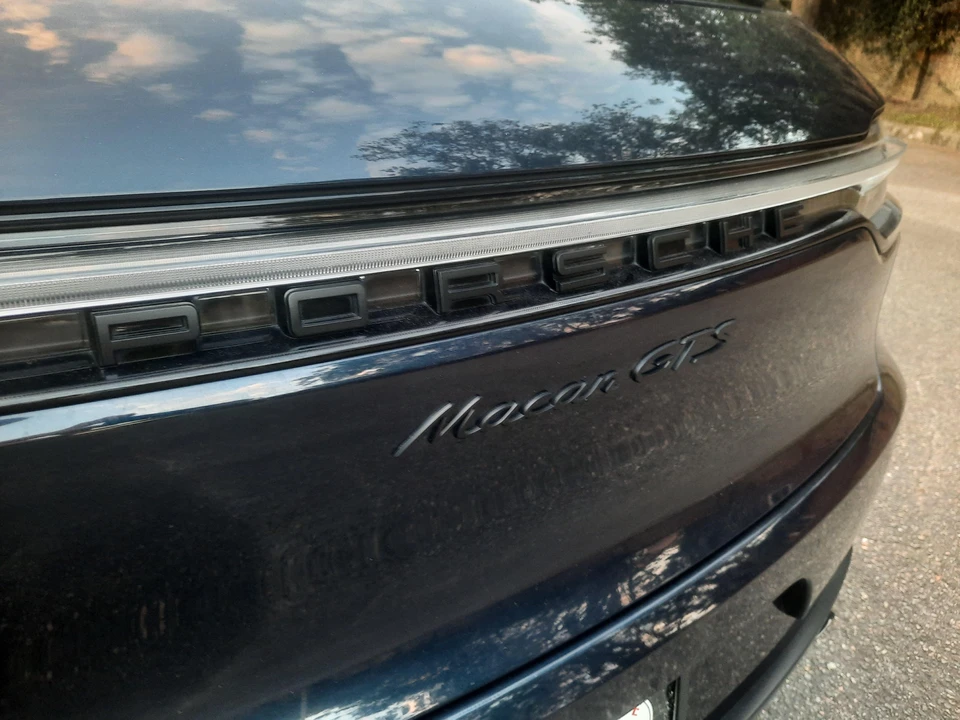 2021 Porsche Macan GTS - Image 25 of 31